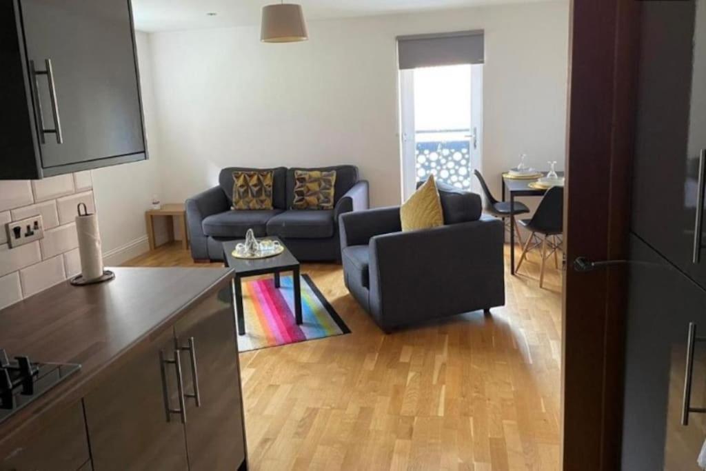 Hu1 Stylish Cozy Central Apartment Wifi H3 Кингстън ъпон Хъл Екстериор снимка